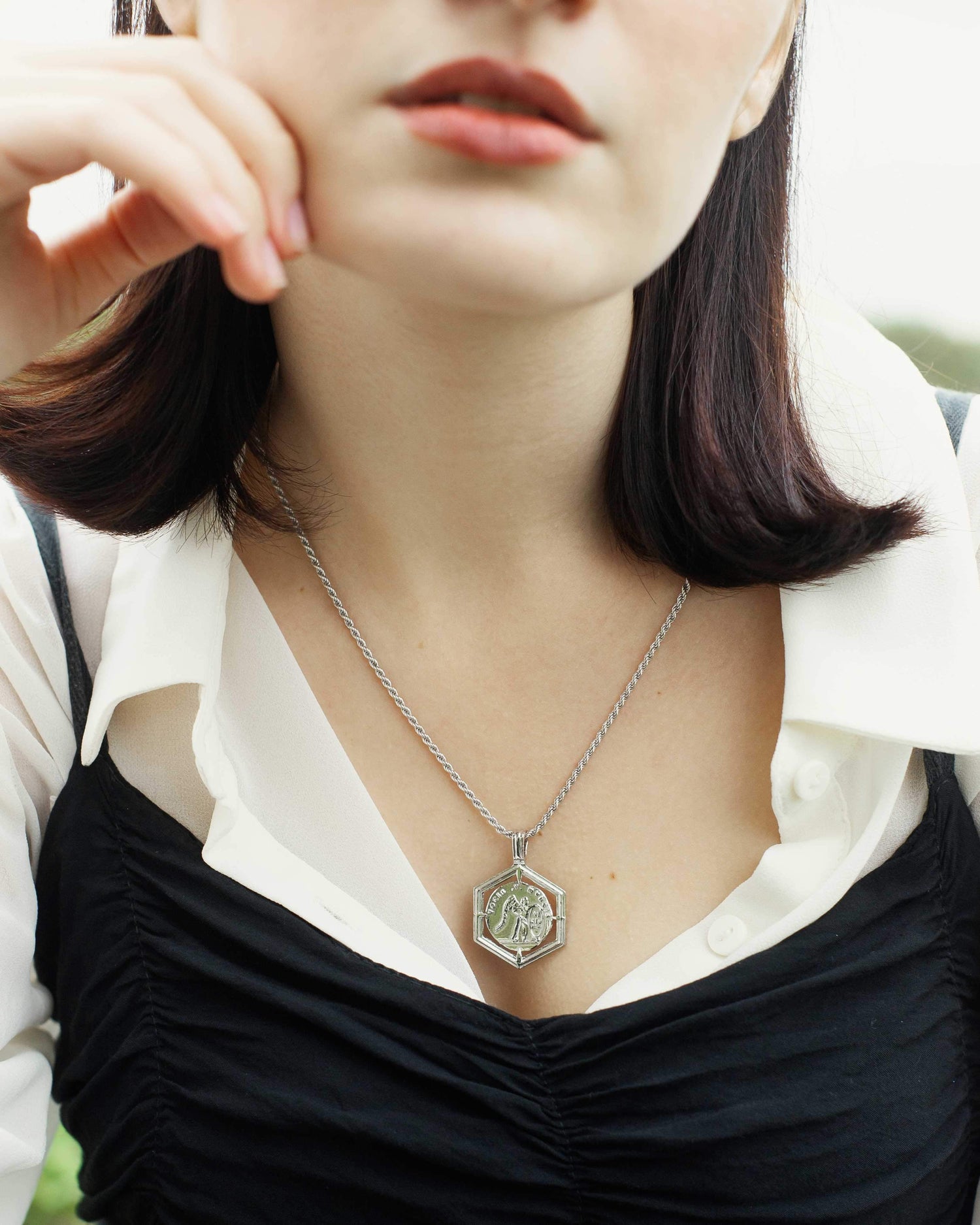 Berenice Hexagon Halskette Rhodium theaceline.com