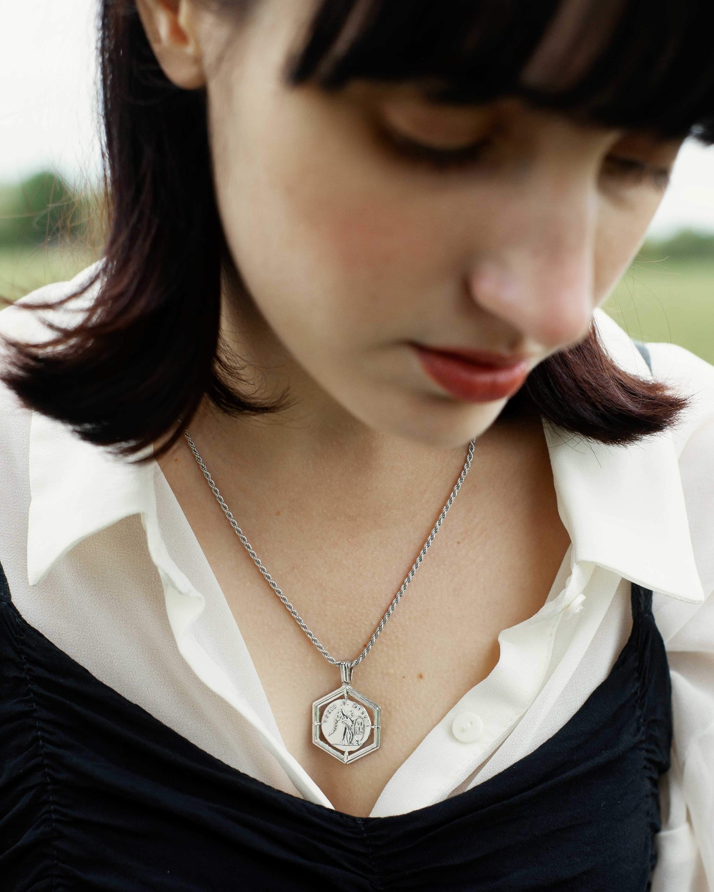 Berenice Hexagon Halskette Rhodium theaceline.com