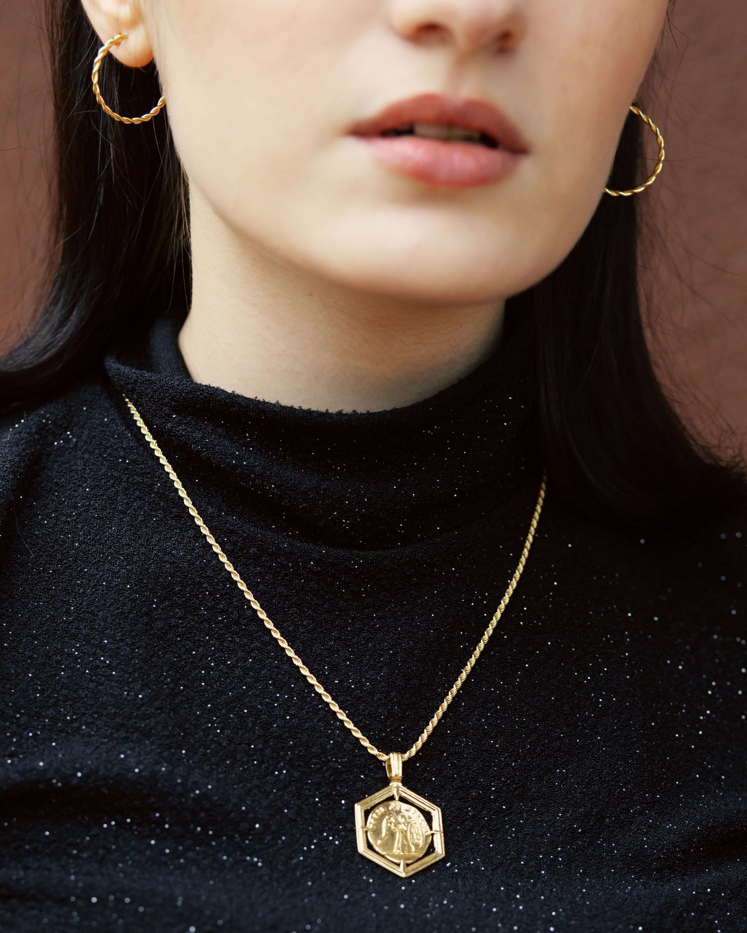 Berenice Hexagon Halskette theaceline.com