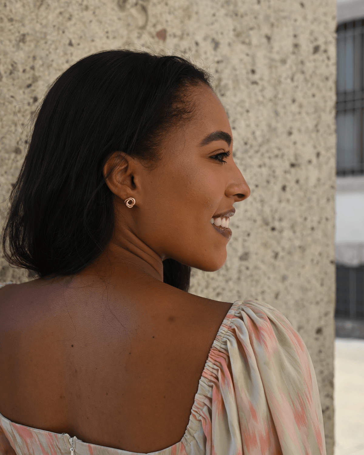 Estella Ohrstecker theaceline.com