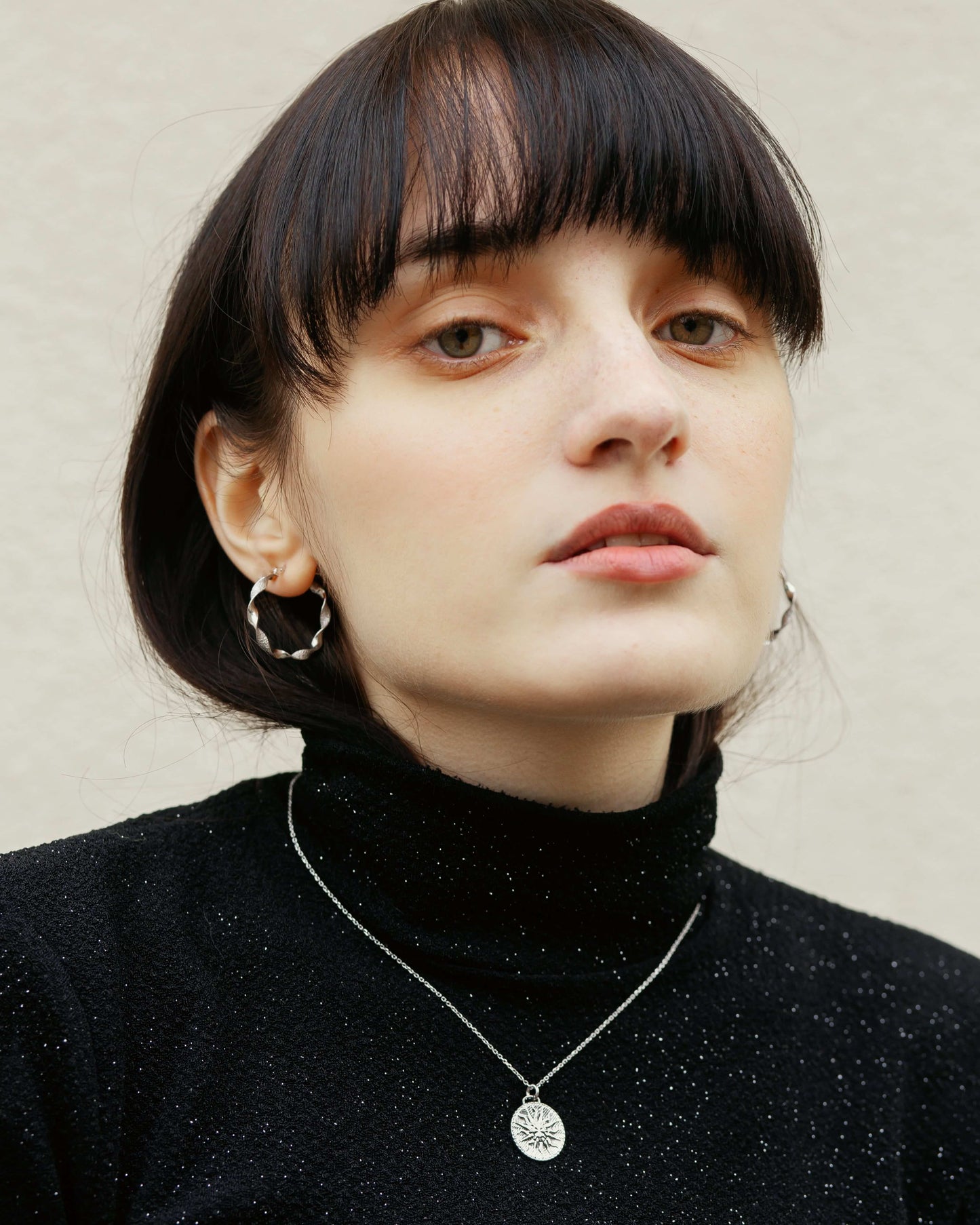 Twisted Line Creolen Rhodium theaceline.com