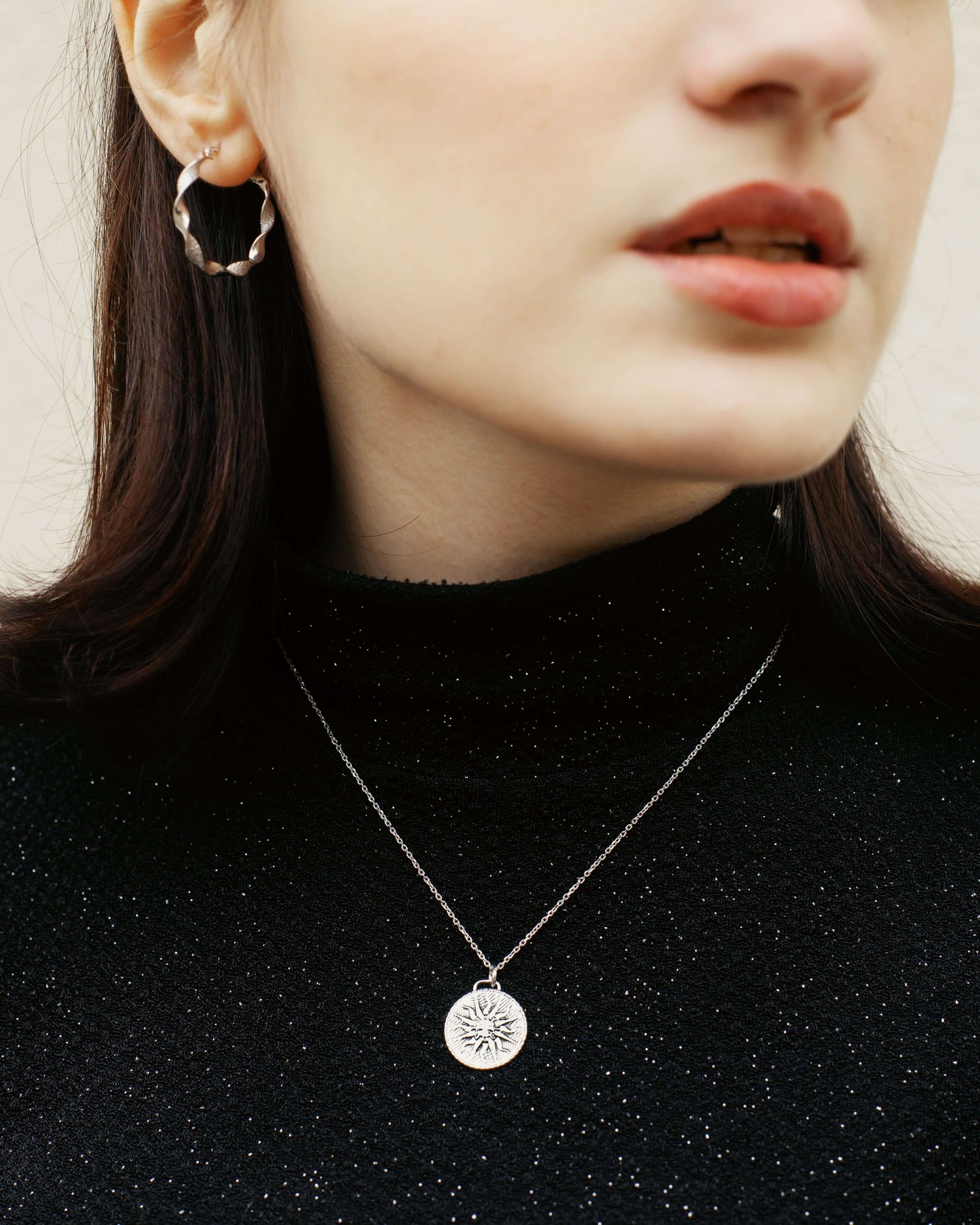 Twisted Line Creolen Rhodium theaceline.com